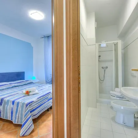 Appartamento Riccardo House 1 Min From - Happy